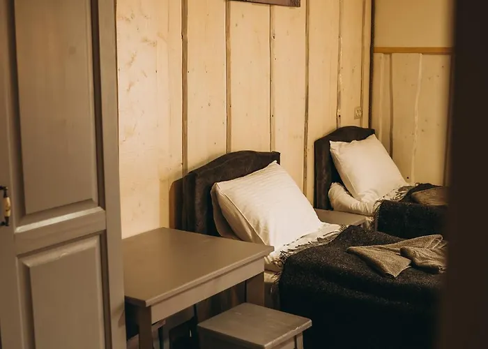 Sv Hotel&camp Otel Lazeshchyna