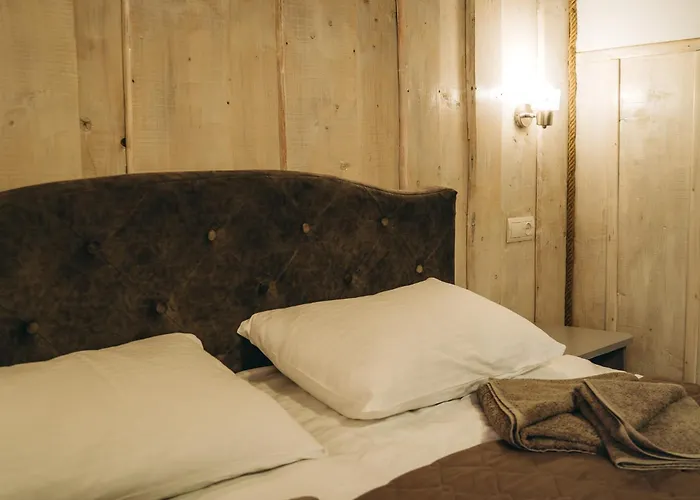 Sv Hotel&camp Otel *