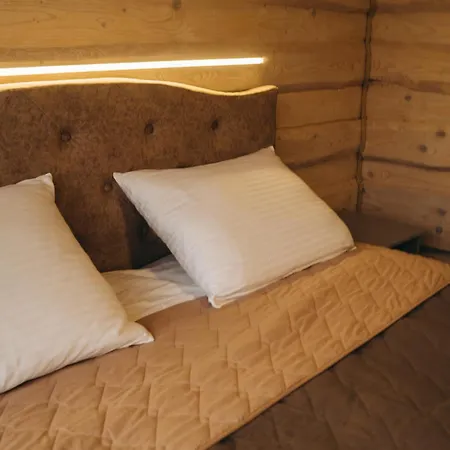 Hotel Sv Hotel&camp Lazeshchyna